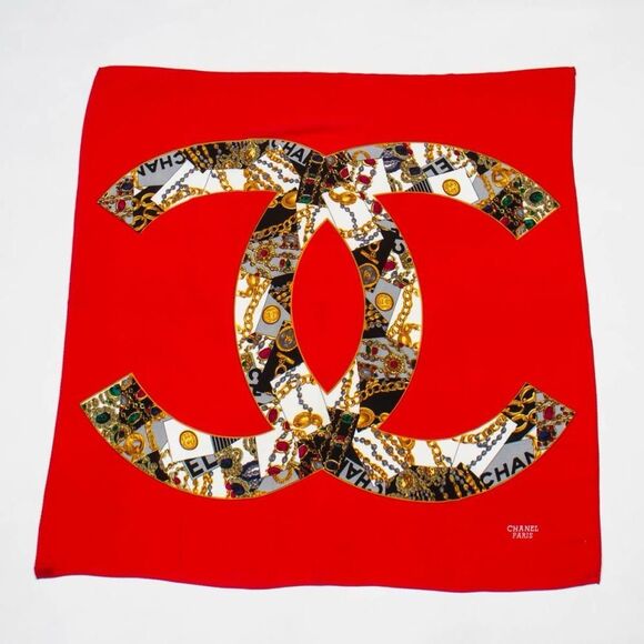 CHANEL Vibrant Red and Gold Chain Scarf - Picture 2 of 6